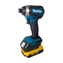 Load image into Gallery viewer, DeWalt 20V to Makita 18V Battery Adapter
