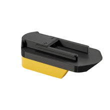 Load image into Gallery viewer, DeWalt 20V to Porter Cable 19.2V Ni-Cd Battery Adapter
