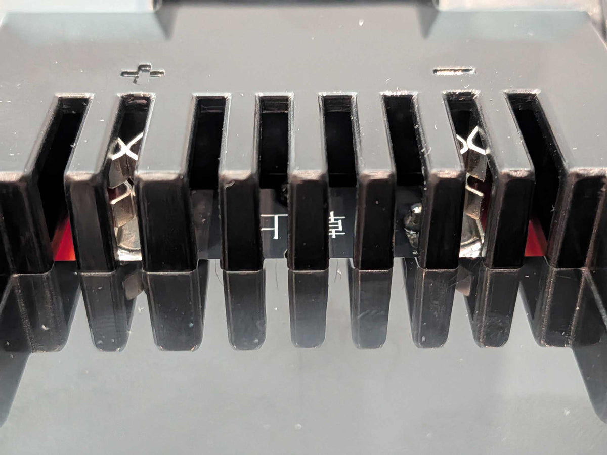 AEG 18V to Hikoki 18V Battery Adapter